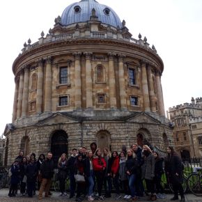 Students visit New College, Oxford